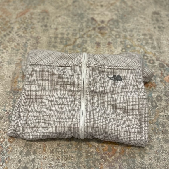 The North Face Plaid Zip-up Sweater - Picture 2 of 11